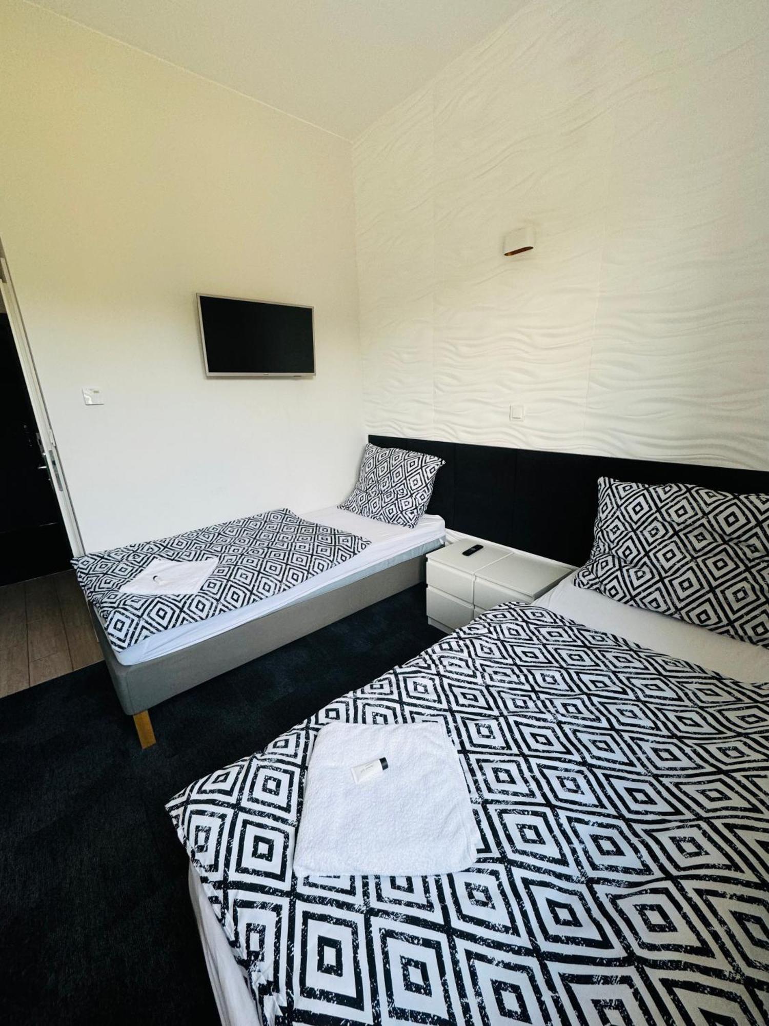 Hotel Lesny Korne Eksteriør billede