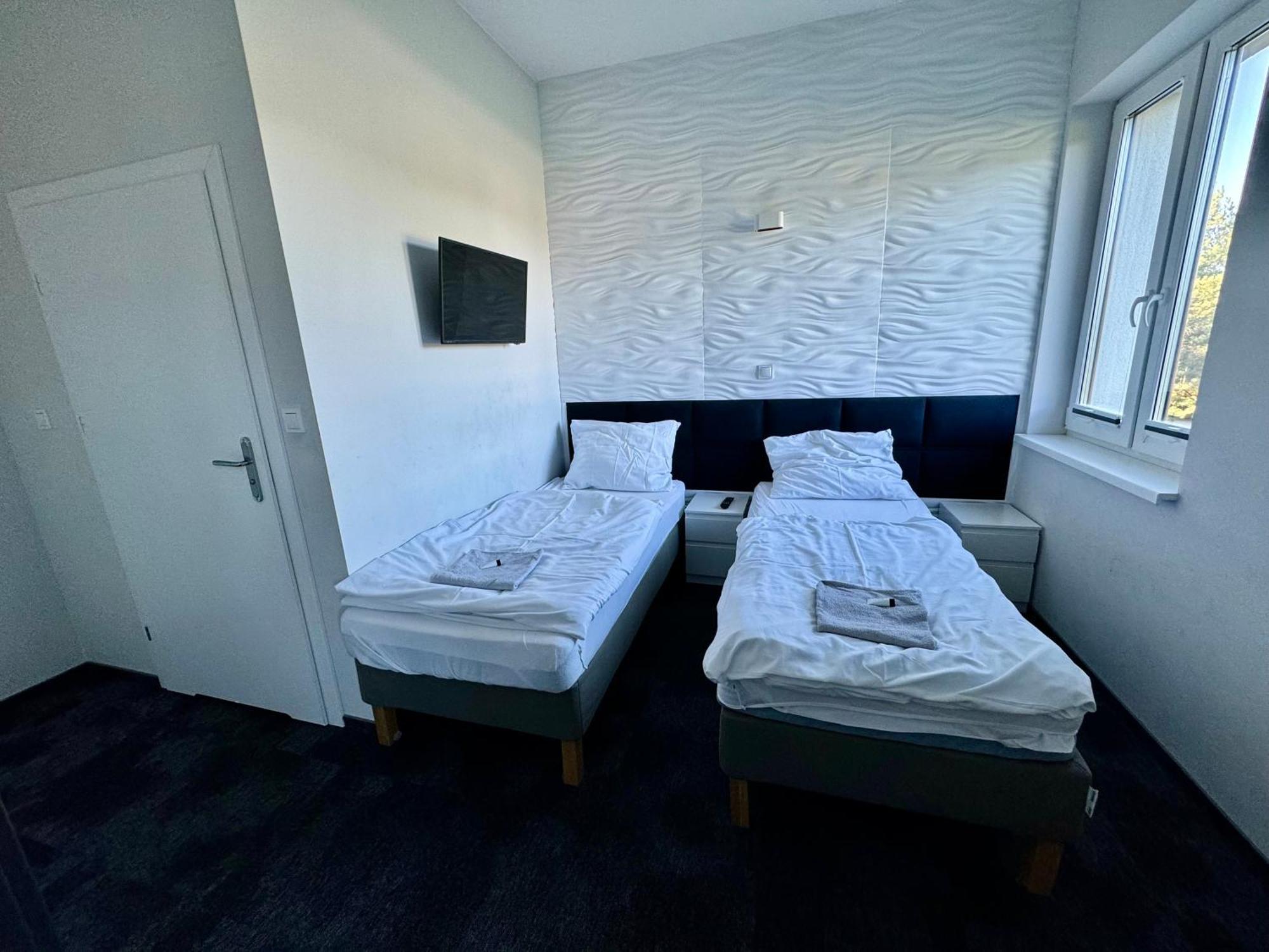 Hotel Lesny Korne Eksteriør billede